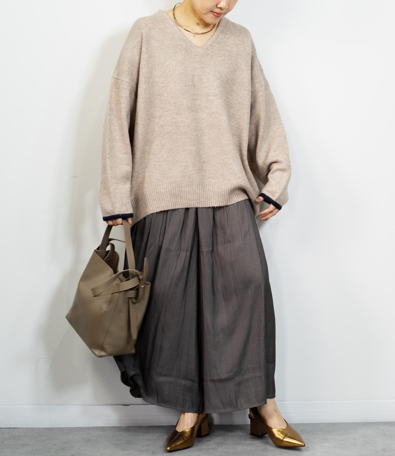 バイカラールーズVネックニット