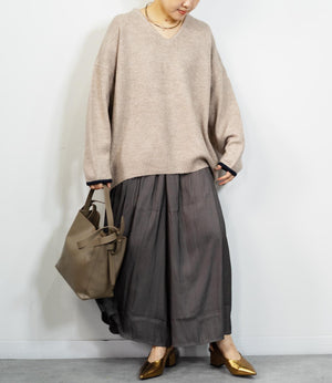 バイカラールーズVネックニット