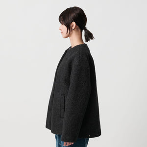 ブークレ ノーカラーブルゾン