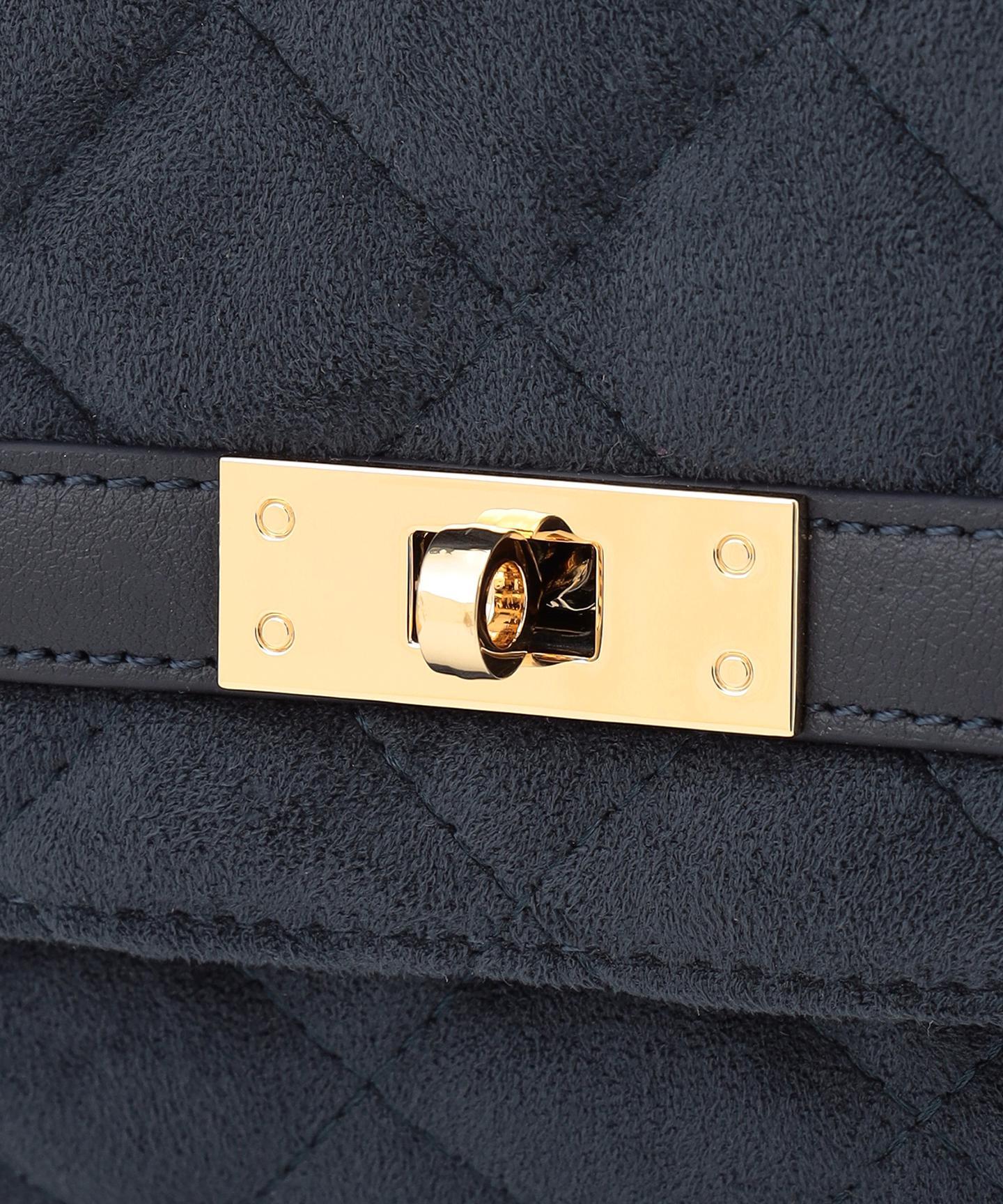 スエード キルティング ショルダーバッグ