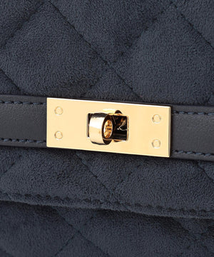 スエード キルティング ショルダーバッグ