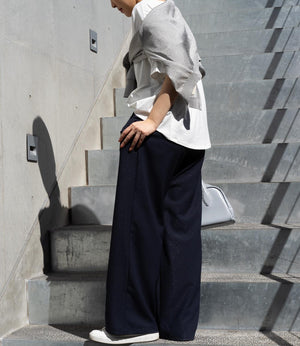 フィルムストライプストレートパンツ