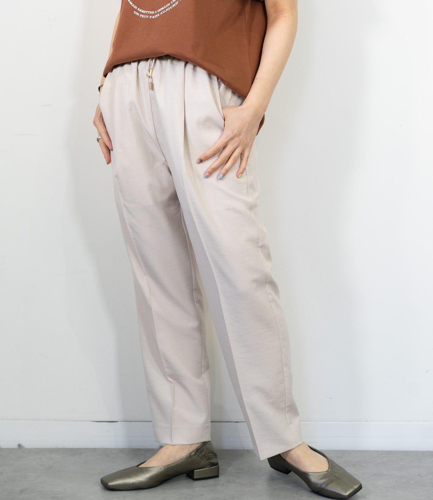 タンブラーブッチャーテーパードパンツ