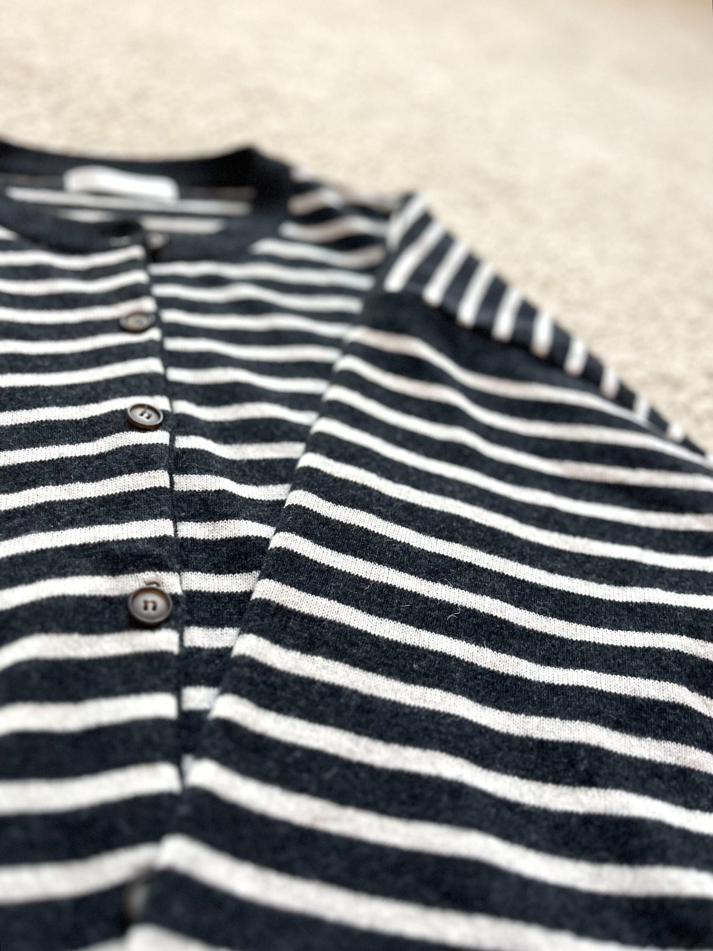 ゆったりボーダーニットカーディガン