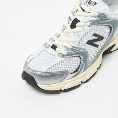 ＜New Balance＞U530ESA スニーカー