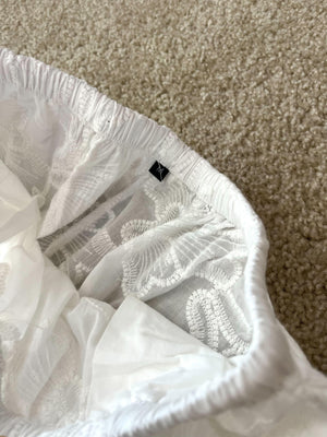 花刺繍コットンパンツ