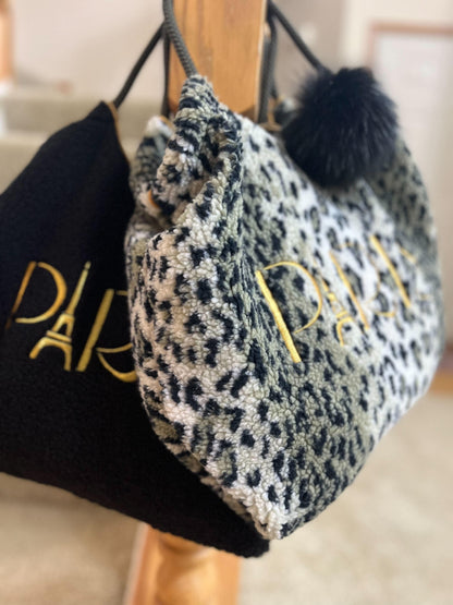PARISボアバッグ（レオパ.黒）
