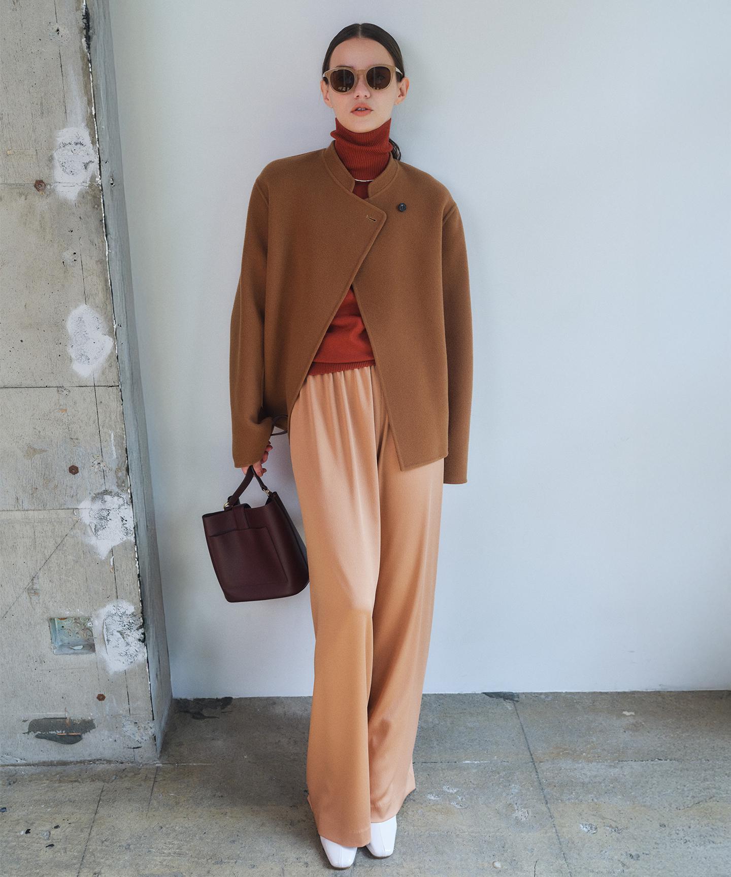 LA MONNAIE / バイカラーウールタートルニット