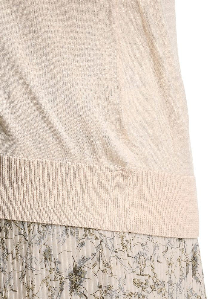 定番Vﾈｯｸｶｰﾃﾞｨｶﾞﾝ