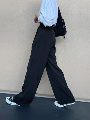 タックワイドパンツ