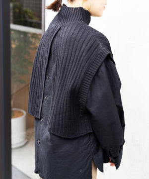ワイドリブハイネックショートベスト