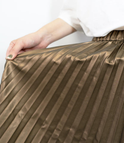 フェイクレザープリーツスカート