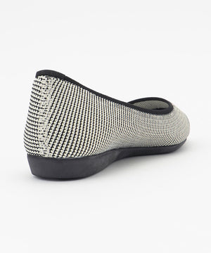 バイカラー ポインテッドパンプス