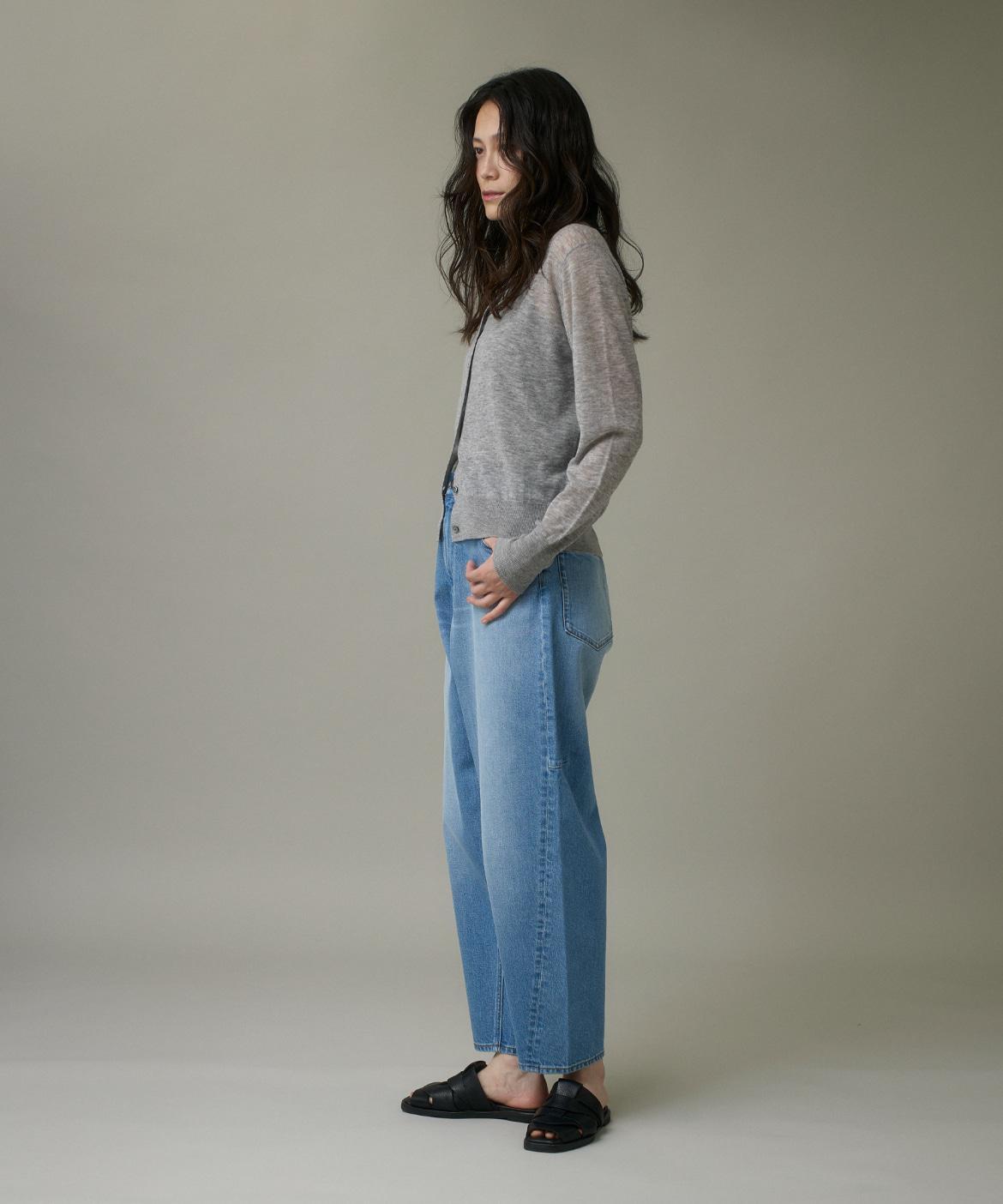 クルーネックニットカーデ《Melty air wool》