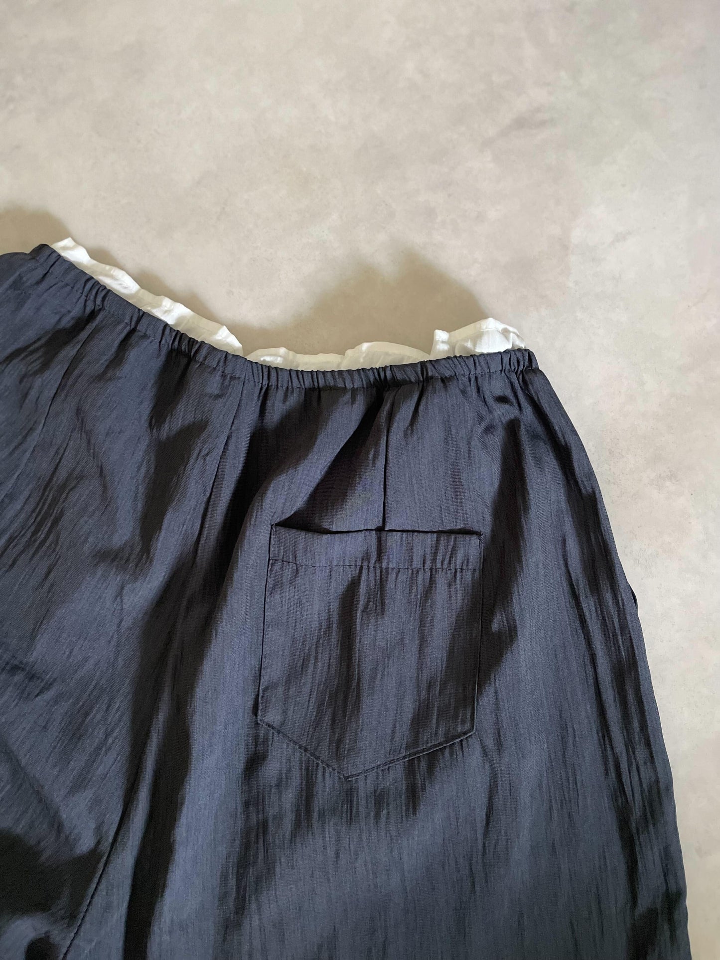 ダブルウエストリラックスパンツ