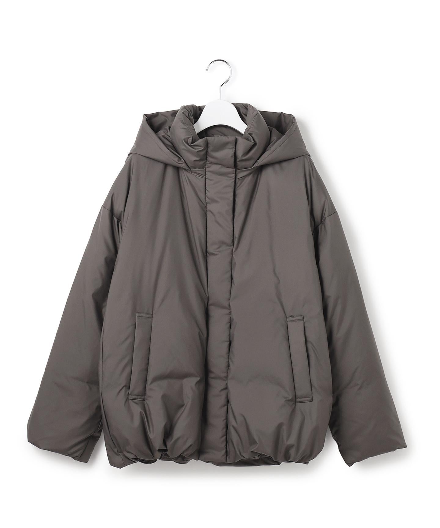 ステッチレス フーデット ダウン