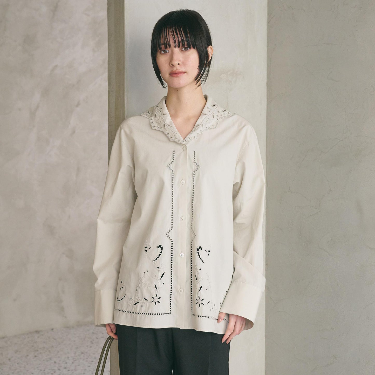 エンブロイダリーカラー シャツ