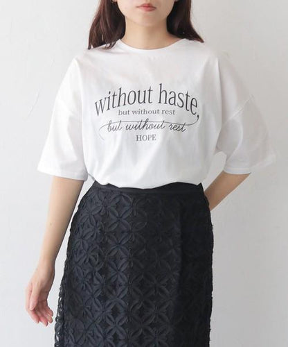 【接触冷感】エレガンスロゴTシャツ