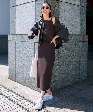 スゴ機能美ニット Iラインスカート