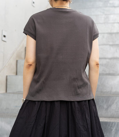 ミニリブフレンチスリーブトップス