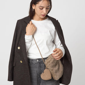 ファーショルダーバッグ ハートチャーム付き