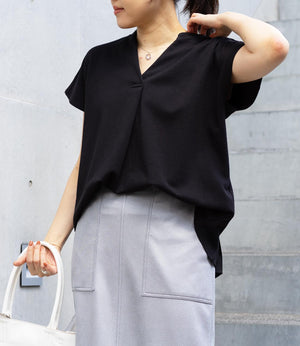 バックプリーツスキッパーカットソー