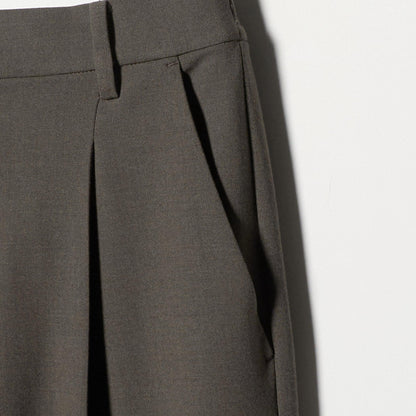 タックテーパードパンツ ウォッシャブル