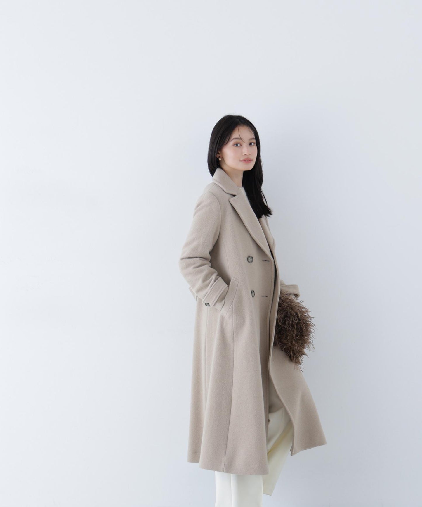 ビッグカラーダブルチェスターコート