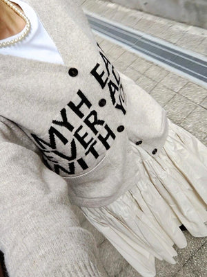 レタリングカーディガン