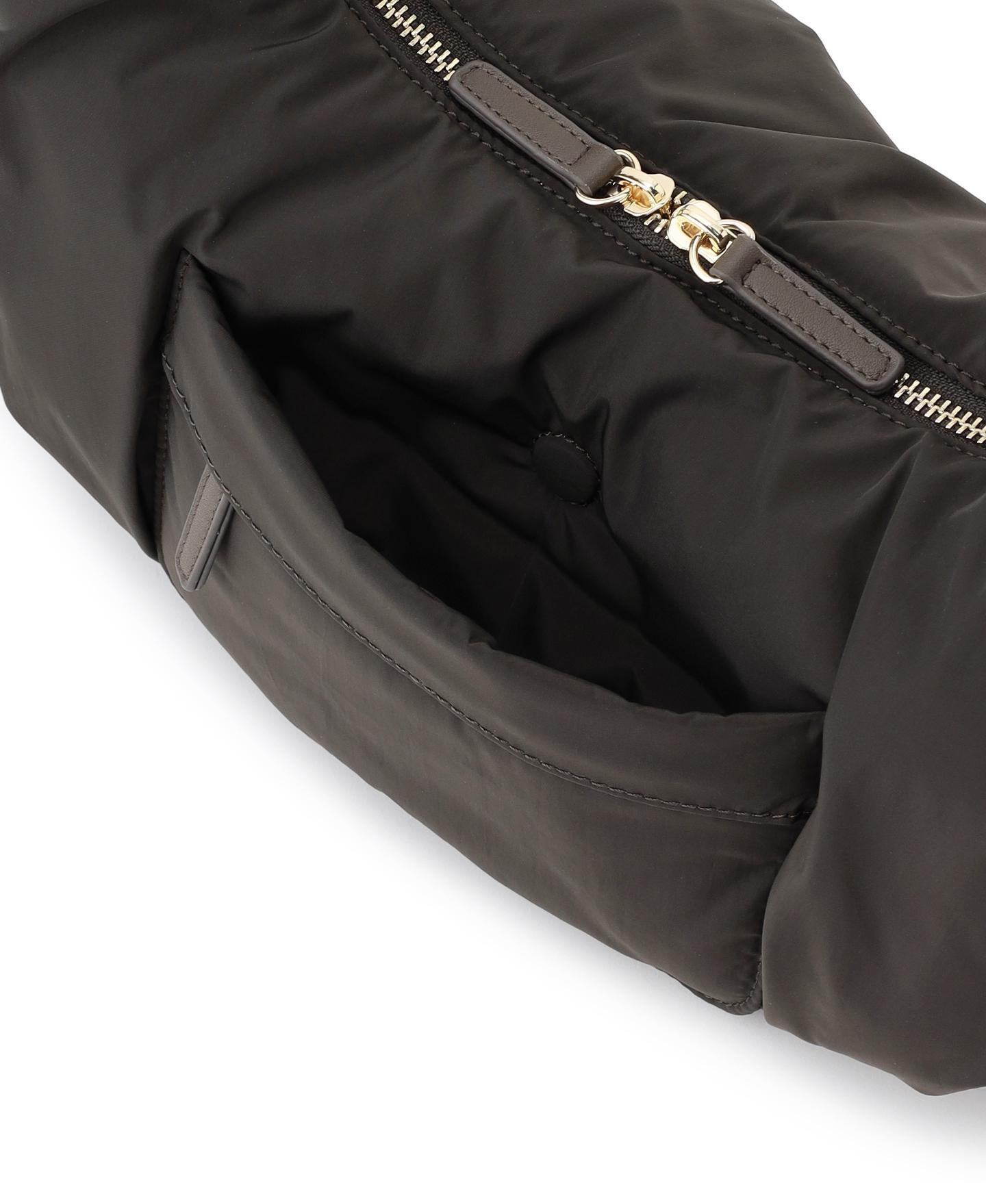 パデット ショルダーバッグ