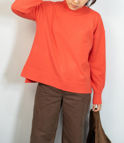 ハイネックスクエアニット