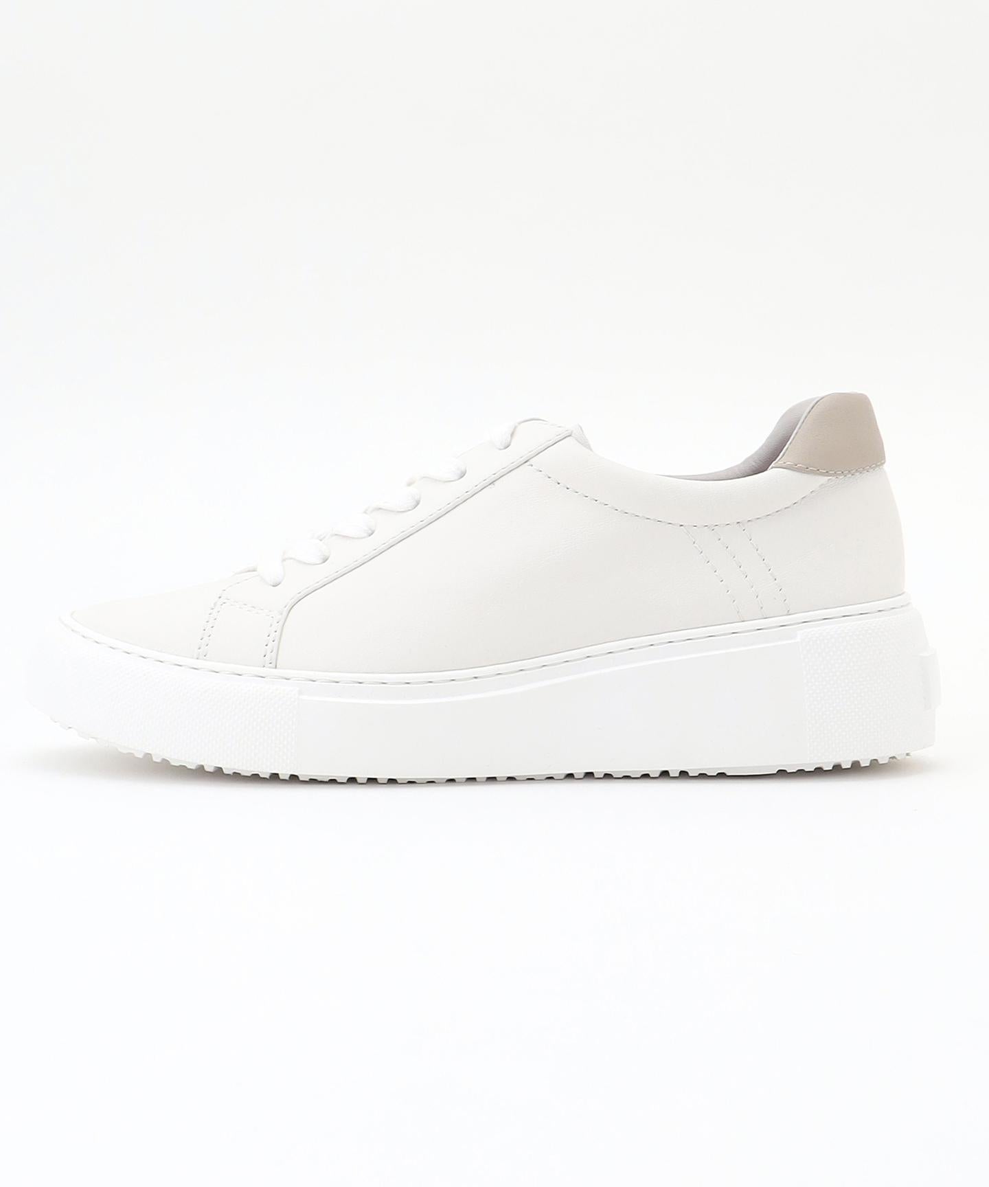 プラットフォームスニーカー