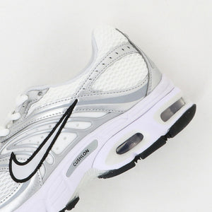 ＜NIKE＞エア マックス モト 2K スニーカー