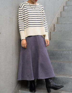 スエードスカート