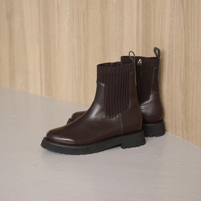 ストレッチ ショートブーツ（3cmヒール）撥水