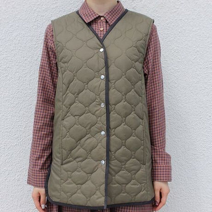 キルティングロングベスト