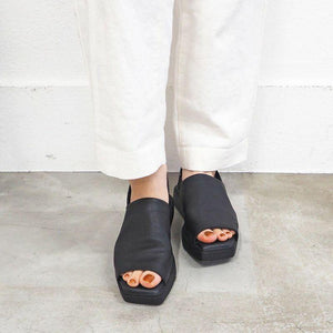 ソフトレザーカバーサンダル