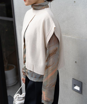 ショートベスト