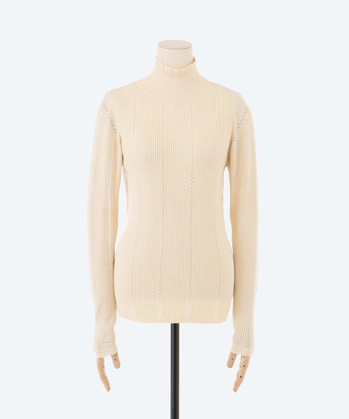 透かし柄ハイネックニット