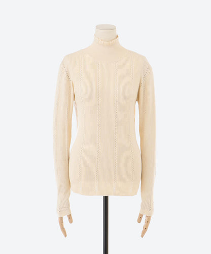 透かし柄ハイネックニット