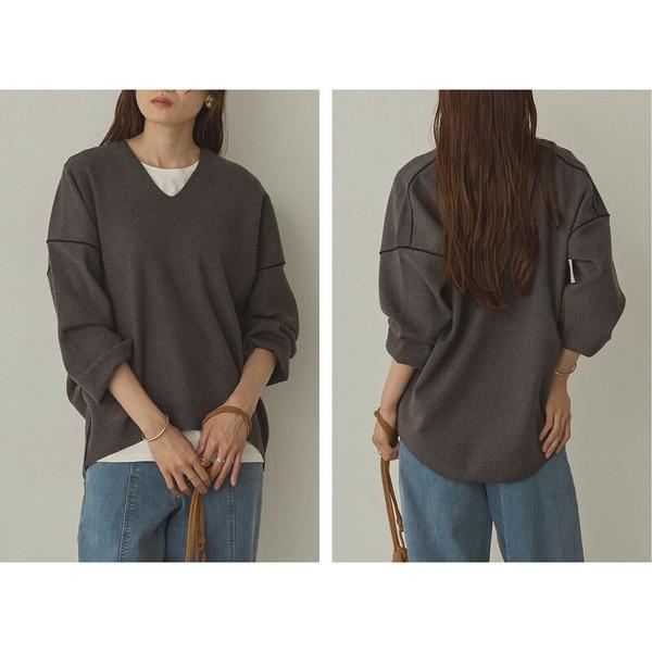 バイカラーシャープVネックニット