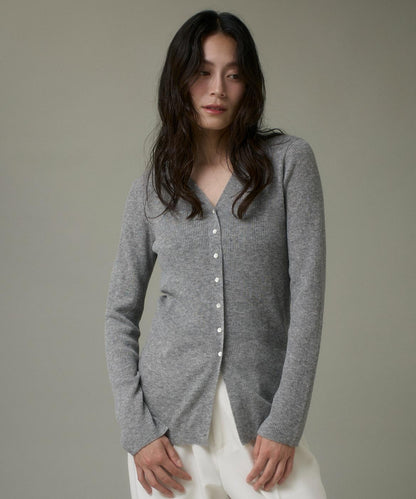Vネックリブニットカーディガン《Melty air wool》