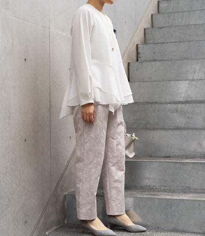 ドッキングイレヘムブラウス