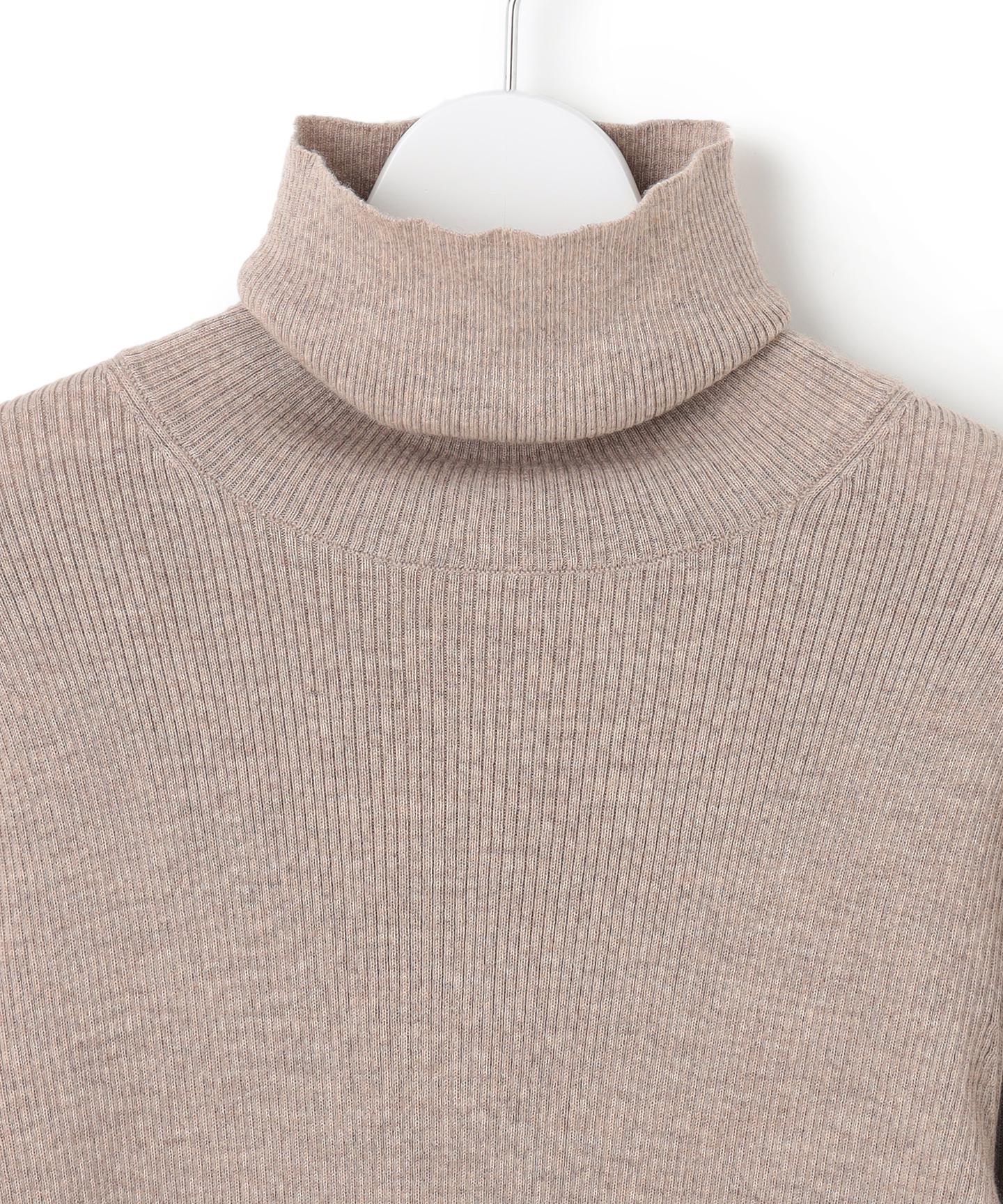 ウーステッドウール リブタートルネック ニット