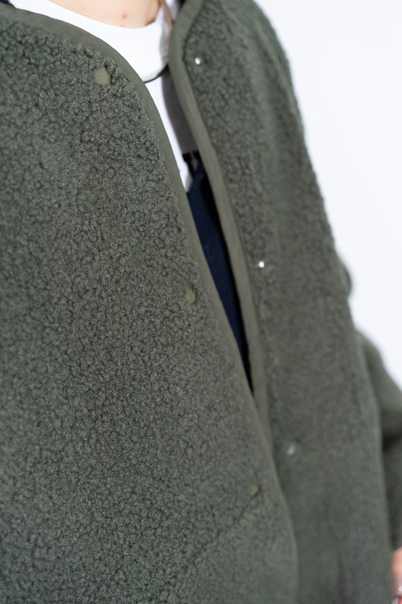 リバーシブルボアキルティングノーカラーアウター