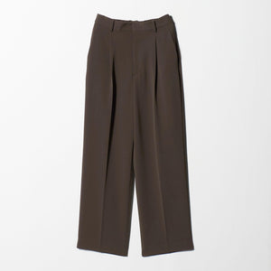 タックワイドストレートパンツ ウォッシャブル