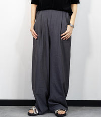 グレー系・チャコールグレー