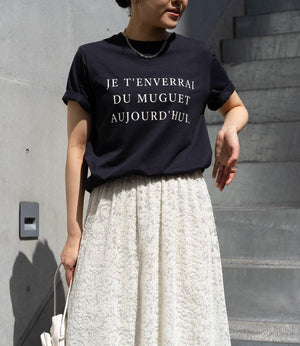 レタリングスリムTシャツ