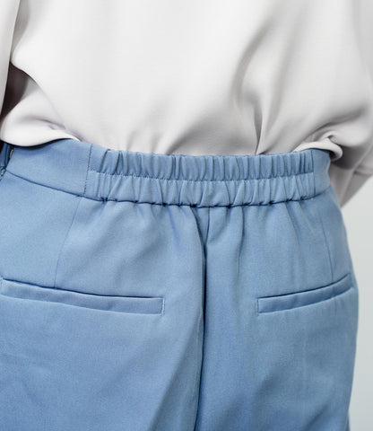 ストレートパンツ