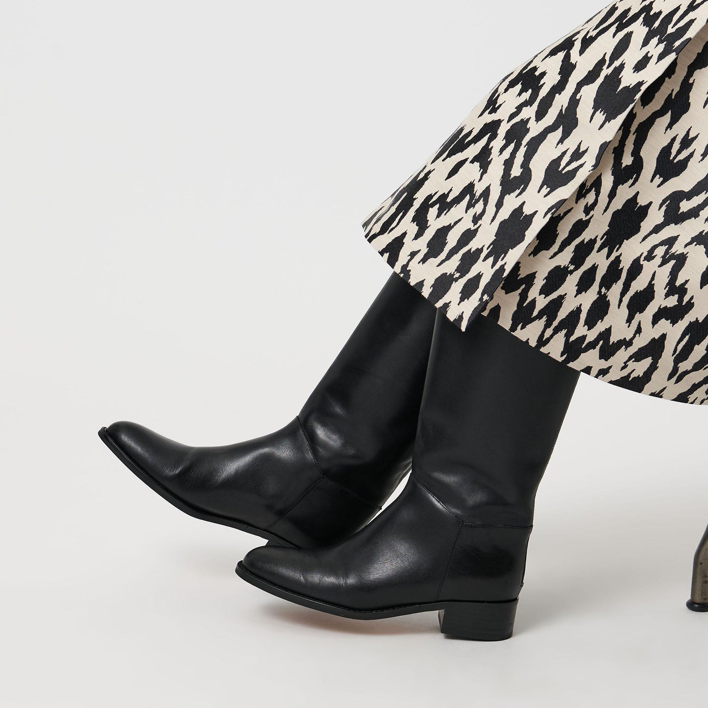 バックジップ ロングブーツ